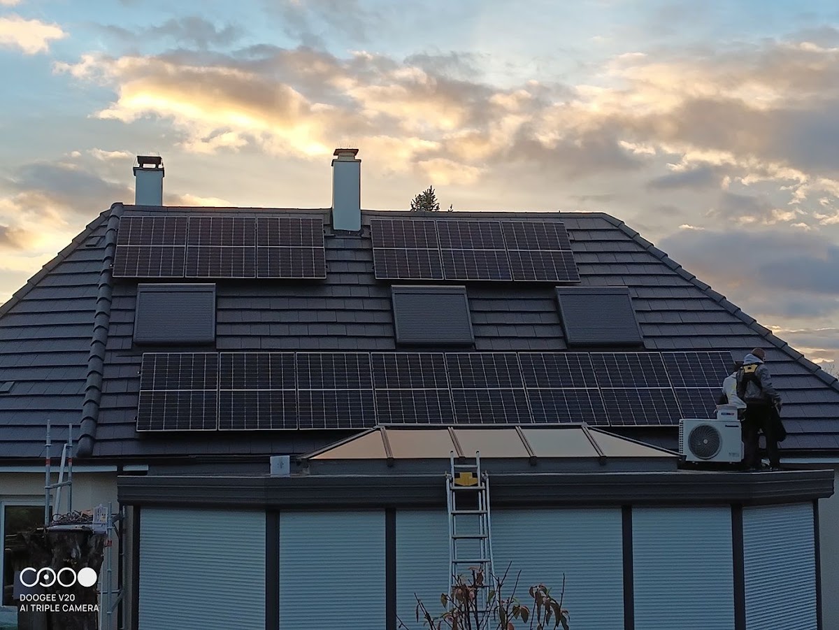 Chantier d'installation solaire ALIZON ENR