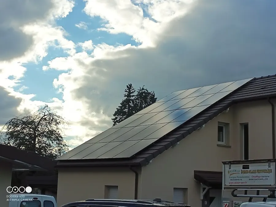 Coffret électrique et onduleur d